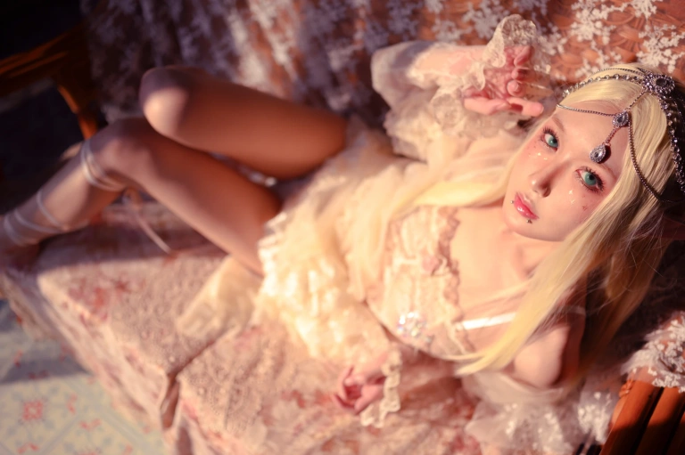 阿包也是兔娘《精灵》主题写真：25张全套美图