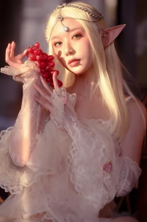 阿包也是兔娘《精灵》主题写真：25张全套美图