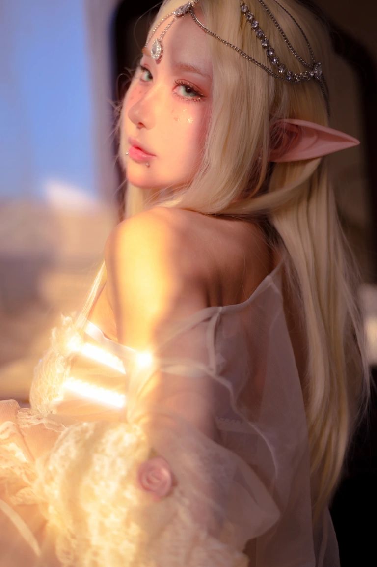 阿包也是兔娘《精灵》主题写真：25张全套美图