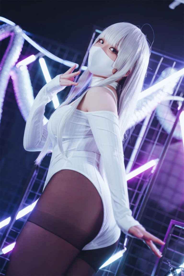 虎森森《莺》主题写真：33张全套美图