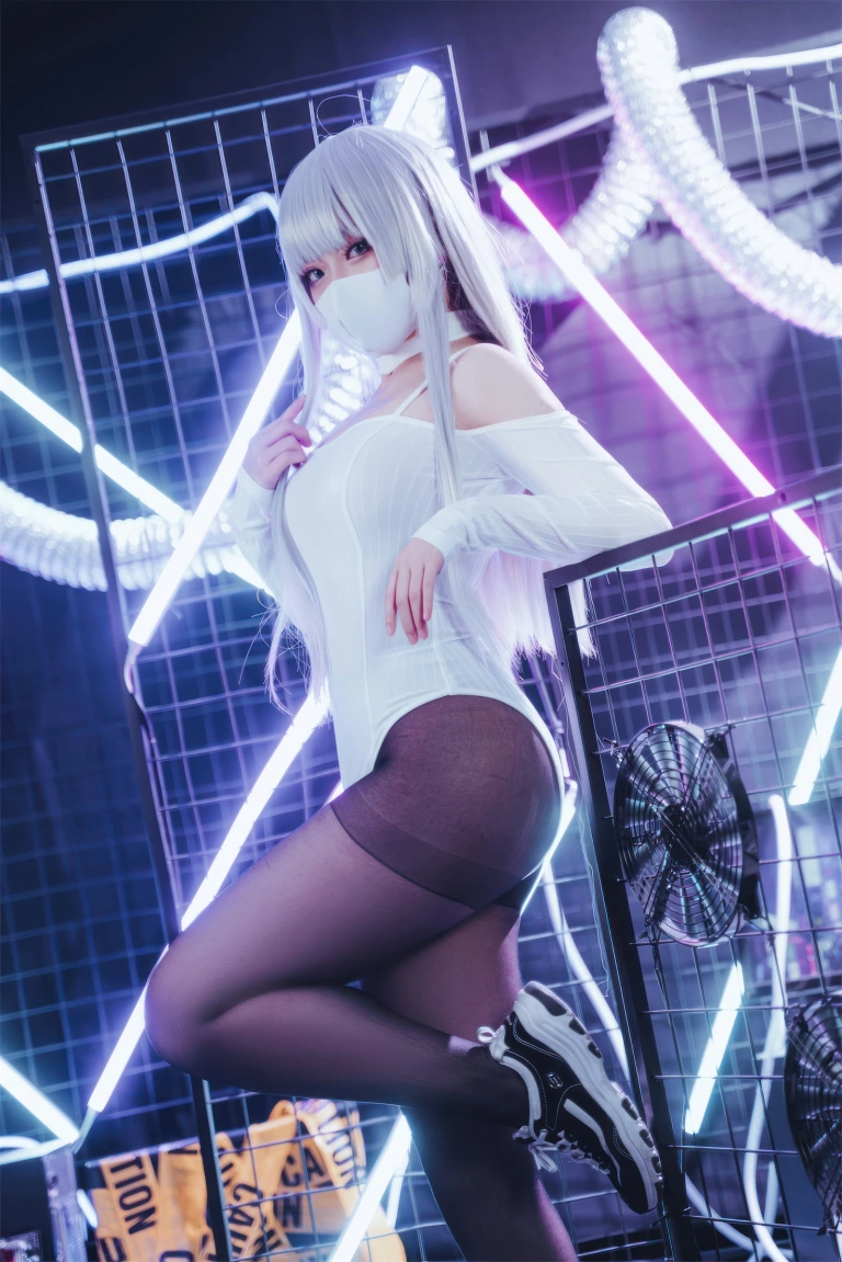虎森森《莺》主题写真：33张全套美图