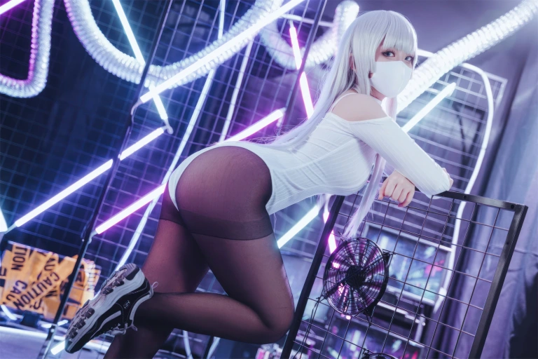 虎森森《莺》主题写真：33张全套美图
