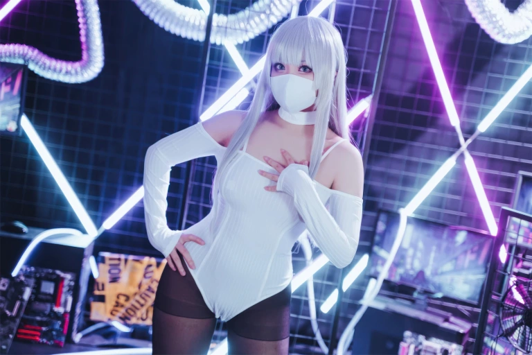 虎森森《莺》主题写真：33张全套美图