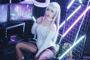 虎森森《莺》主题写真：33张全套美图