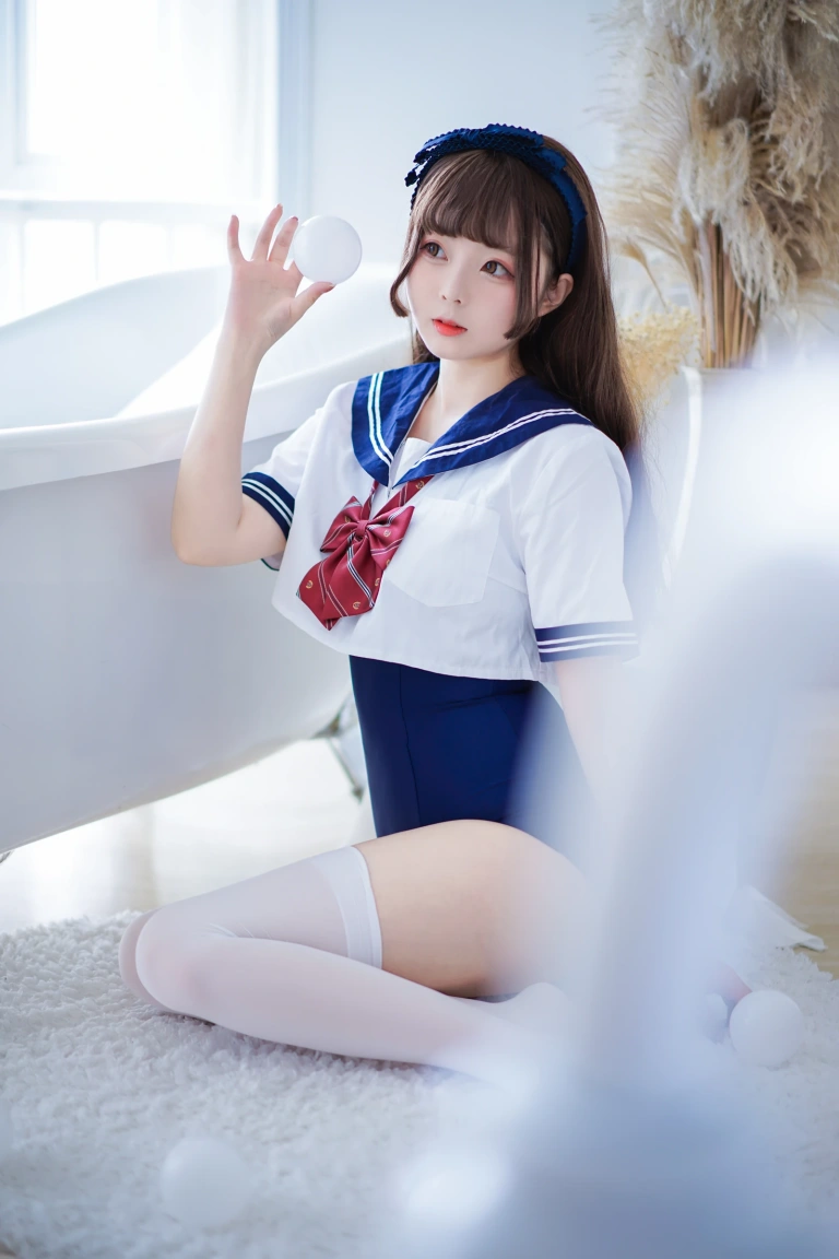 日奈娇(椎名莜)《制服死库水》主题写真：40张全套美图