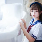 日奈娇(椎名莜)《制服死库水》主题写真：40张全套美图