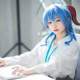 花铃《甘雨秘书OL》主题写真：93张全套美图