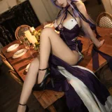 小仓千代《黛朵礼服》主题写真：19张全套美图