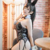 阿半今天很开心《麻衣兔女郎》主题写真：27张全套美图
