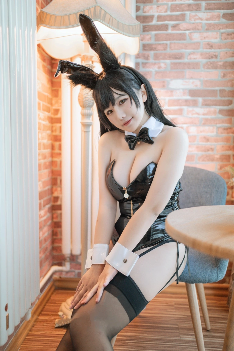 阿半今天很开心《麻衣兔女郎》主题写真：27张全套美图