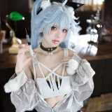 九柒喵《少女前线 芙洛伦·药心巧克力》主题写真：29张全套美图