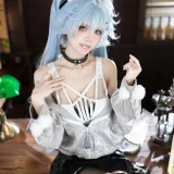 九柒喵《少女前线 芙洛伦·药心巧克力》主题写真：29张全套美图