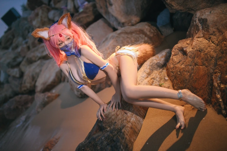 日奈娇(椎名莜)《玉藻前 阿拉伯舞娘》主题写真：37张全套美图
