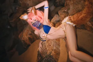 日奈娇(椎名莜)《玉藻前 阿拉伯舞娘》主题写真：37张全套美图