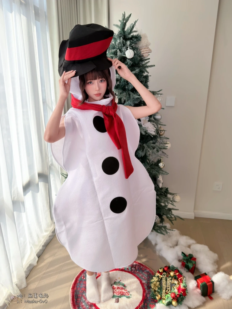麻薯好吃《雪人小姐的惊喜指令》主题写真：73张全套美图