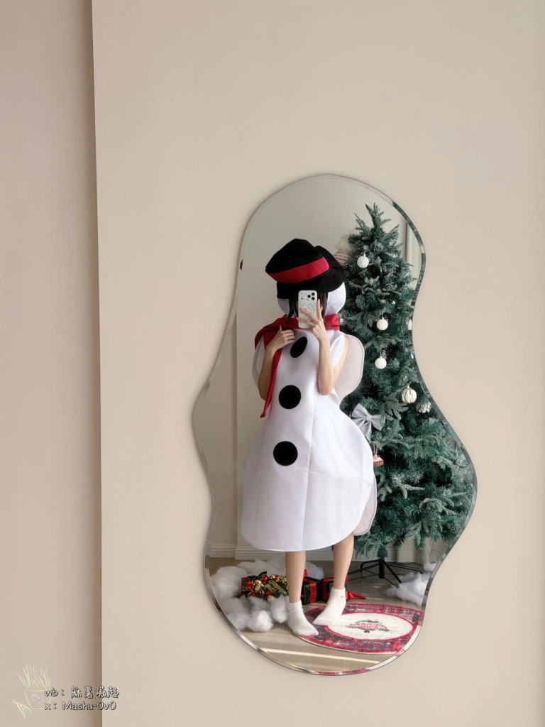 麻薯好吃《雪人小姐的惊喜指令》主题写真：73张全套美图