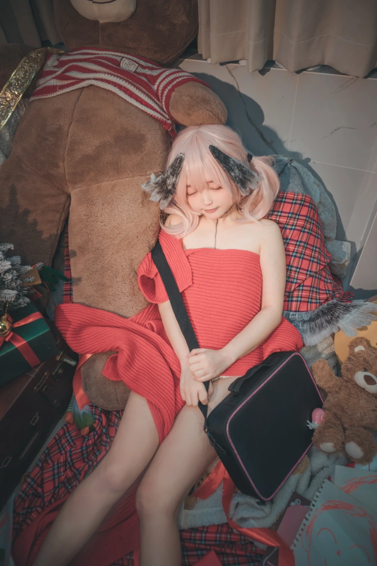 神沢永莉《请签收小春的礼物》主题写真：90张全套美图，含2个视频