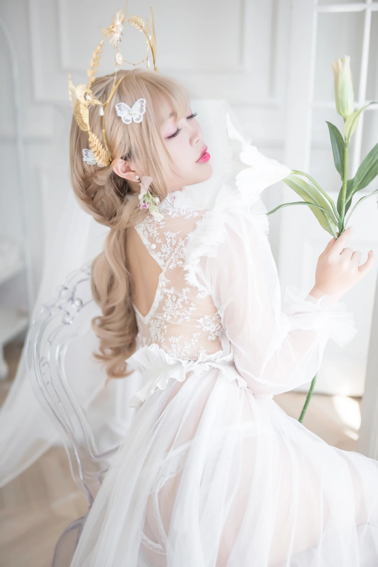 白烨《珍珠花嫁》主题写真：100张全套美图，含3个视频