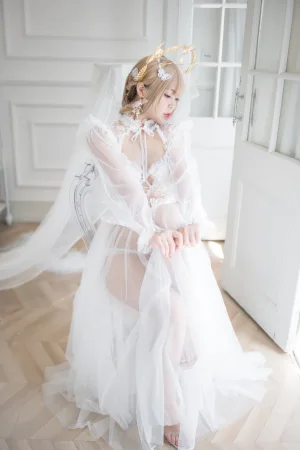 白烨《珍珠花嫁》主题写真：100张全套美图，含3个视频