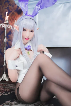 羽生三未《从零开始的异世界生活 艾米莉亚兔女郎》主题写真：22张全套美图