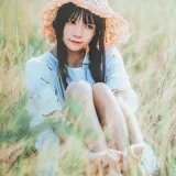 桜桃喵《田野》主题写真：29张全套美图