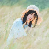 桜桃喵《田野》主题写真：29张全套美图