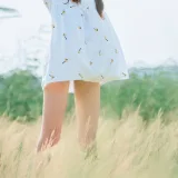 桜桃喵《田野》主题写真：29张全套美图