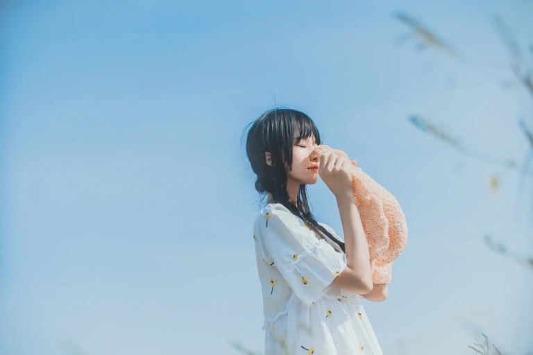 桜桃喵《田野》主题写真：29张全套美图
