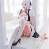 西园寺南歌《女仆本 天狼星》主题写真：35张全套美图
