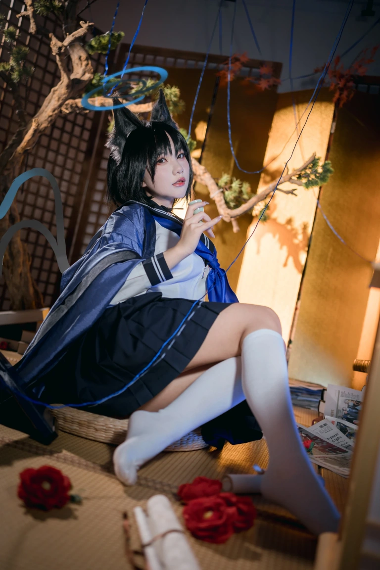 是一只熊仔《桐生桔梗》主题写真：40张全套美图