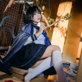 是一只熊仔《桐生桔梗》主题写真：40张全套美图