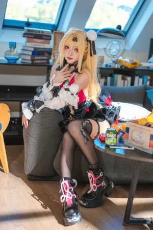 矢量鱼《绝区零 希希芙》主题写真：44张全套美图