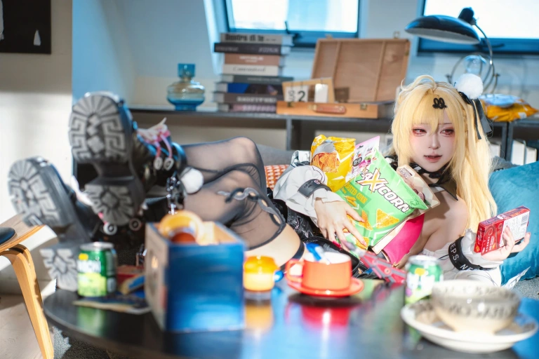 矢量鱼《绝区零 希希芙》主题写真：44张全套美图
