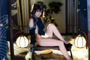是三不是世《小僵尸》主题写真：50张全套美图