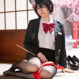 屿鱼《蔚蓝档案 春日椿 导游》主题写真：55张全套美图