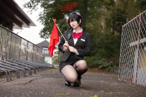 屿鱼《蔚蓝档案 春日椿 导游》主题写真：55张全套美图