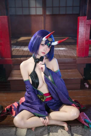 九柒喵《FGO 酒吞童子原皮》主题写真：92张全套美图