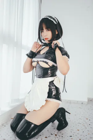 轩萧学姐《NO.02 – 南半球女仆》主题写真：55张全套美图