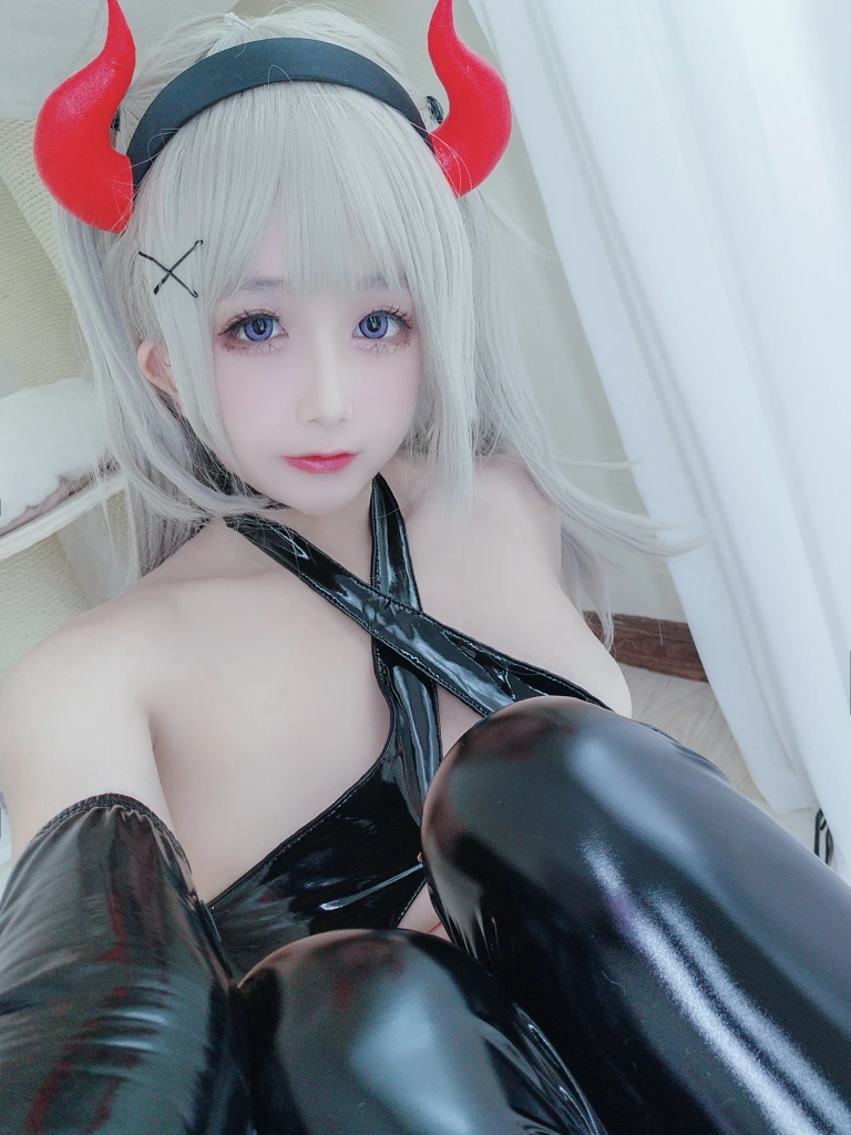 日奈娇(椎名莜)《束缚魅魔》主题写真：100张全套美图，含5个视频
