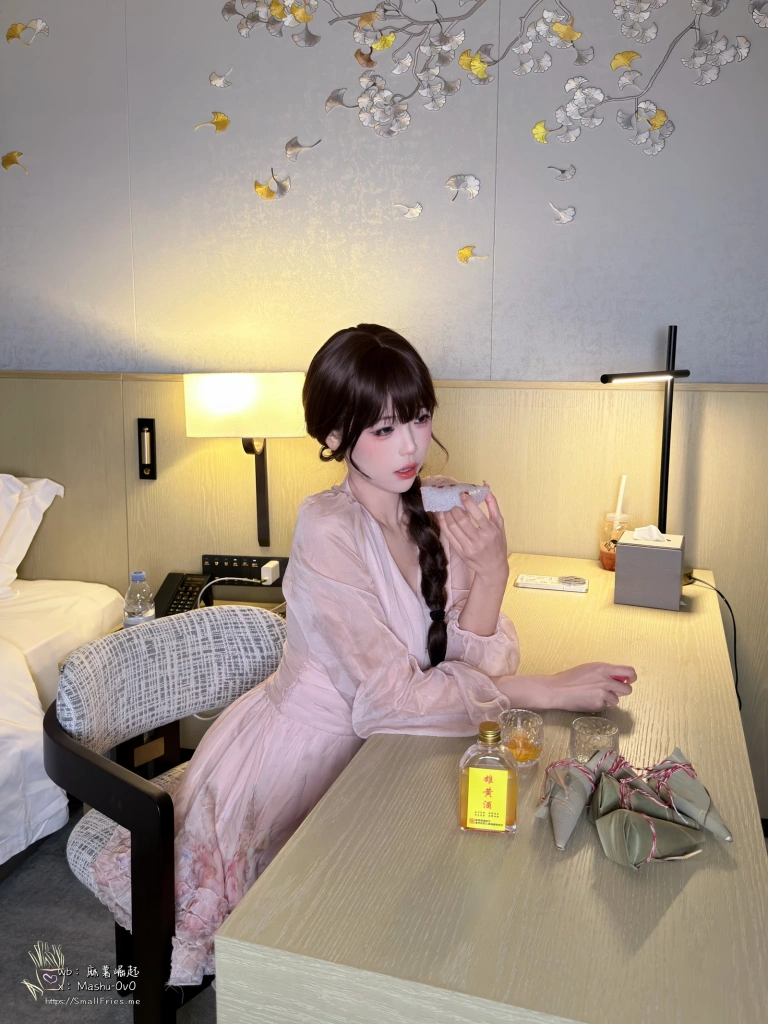 麻薯好吃《雄黄·醉梦》主题写真：127张全套美图