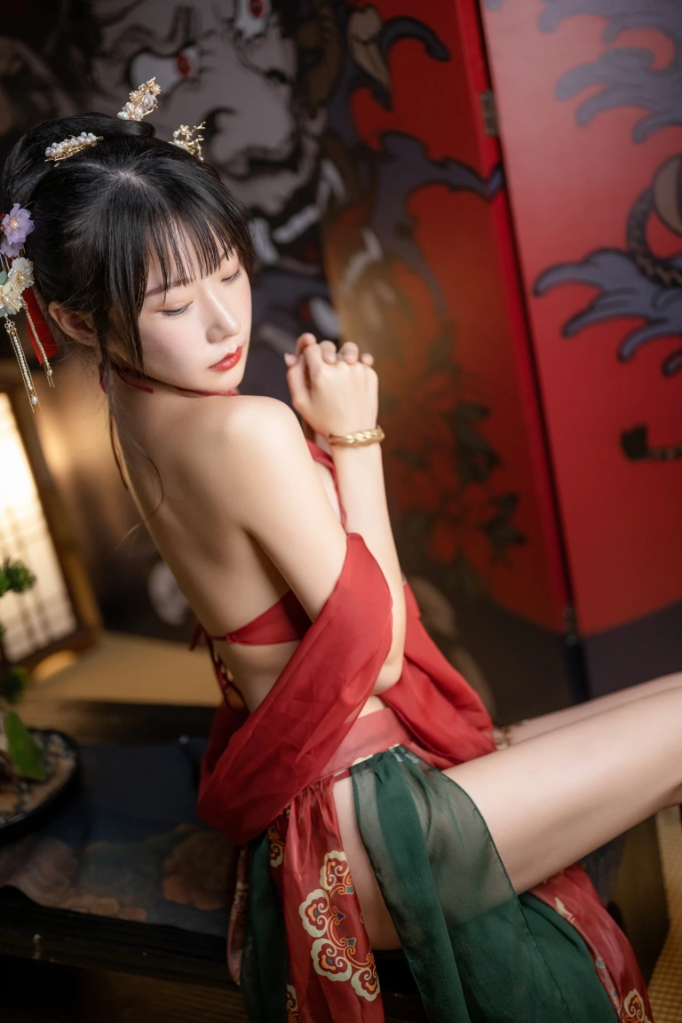 香草喵露露《2022春节贺图》主题写真：61张全套美图，含1个视频