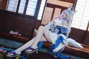 宮本桜《碧蓝航线 信浓 原皮》主题写真：20张全套美图