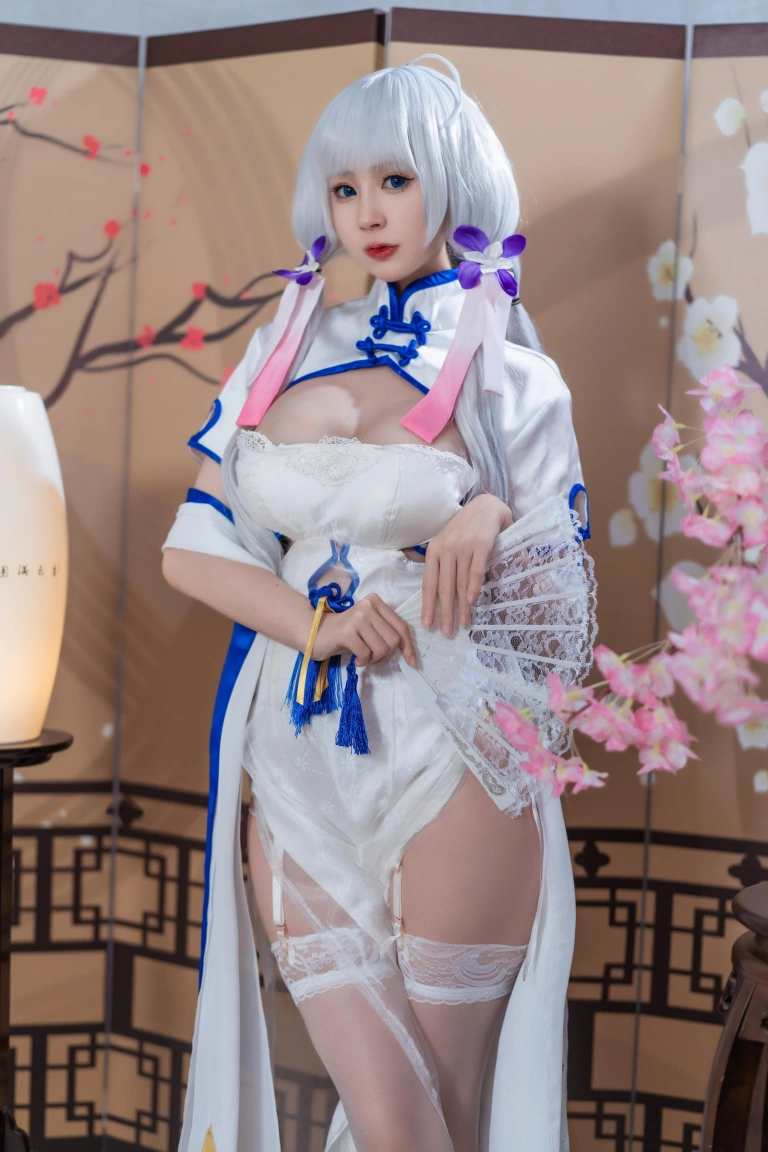 西园寺南歌《碧蓝航线 光辉旗袍》主题写真：24张全套美图