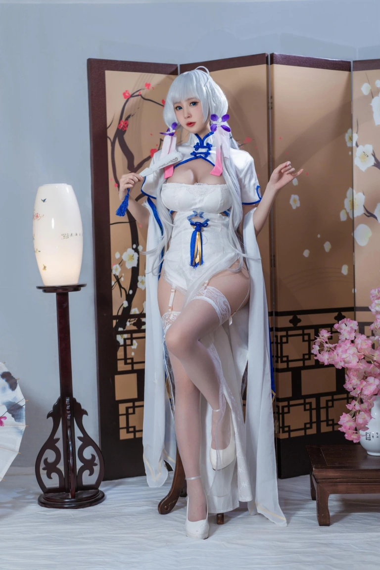 西园寺南歌《碧蓝航线 光辉旗袍》主题写真：24张全套美图