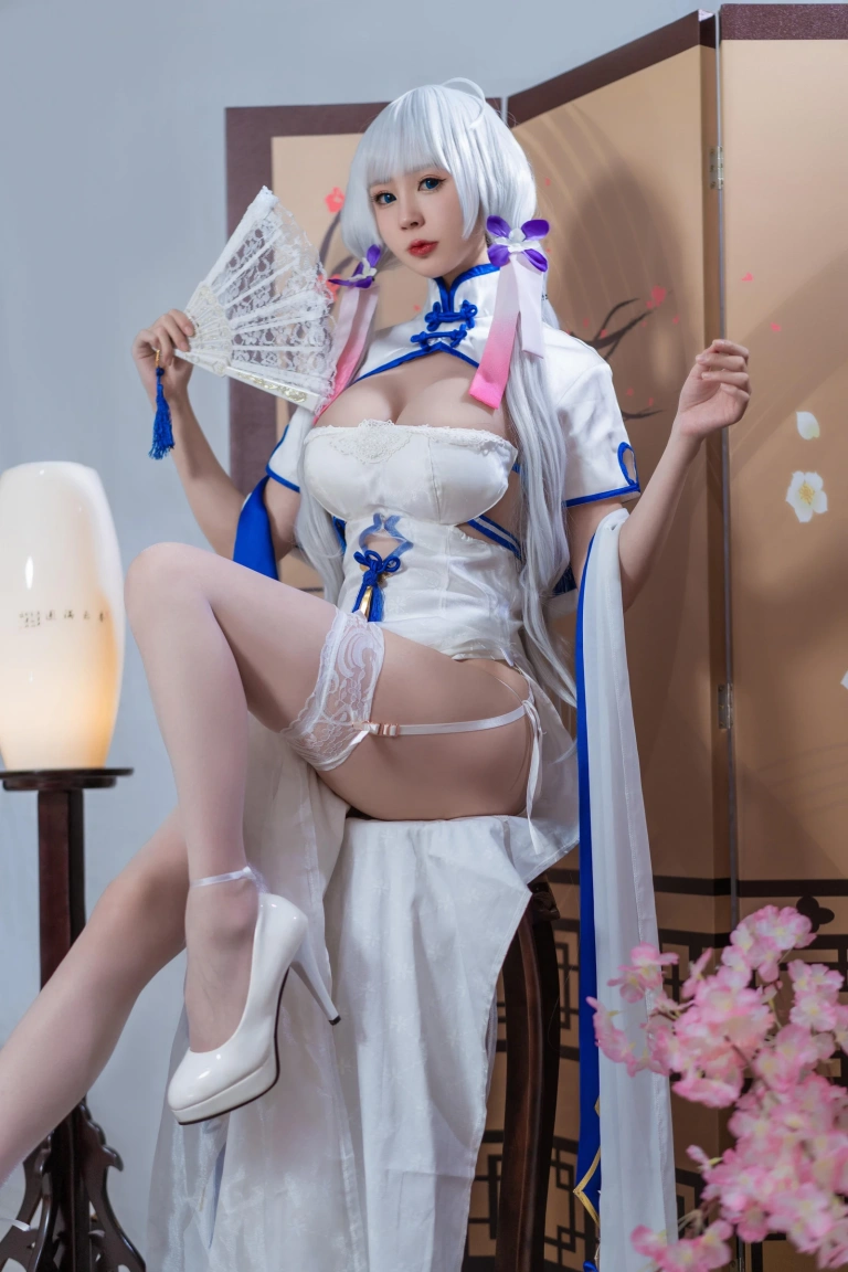 西园寺南歌《碧蓝航线 光辉旗袍》主题写真：24张全套美图