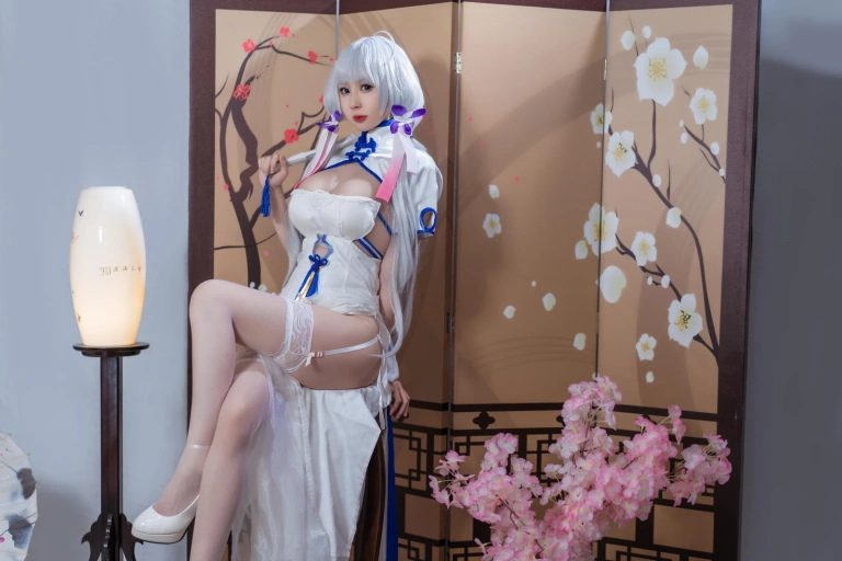 西园寺南歌《碧蓝航线 光辉旗袍》主题写真：24张全套美图