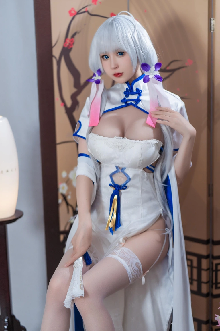西园寺南歌《碧蓝航线 光辉旗袍》主题写真：24张全套美图