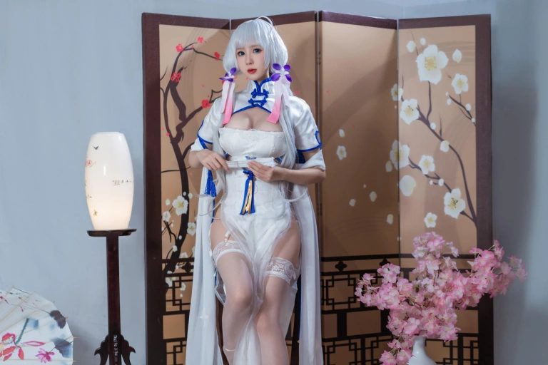 西园寺南歌《碧蓝航线 光辉旗袍》主题写真：24张全套美图