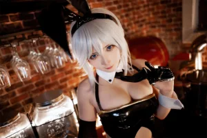 是三不是世《华盛顿兔女郎》主题写真：37张全套美图