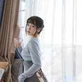 不呆猫《吉他姐姐》主题写真：38张全套美图，含3个视频